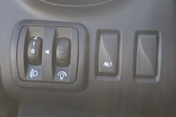 Renault Trafic 2.0 dCi 120pk L2 H1 Airco Navigatie