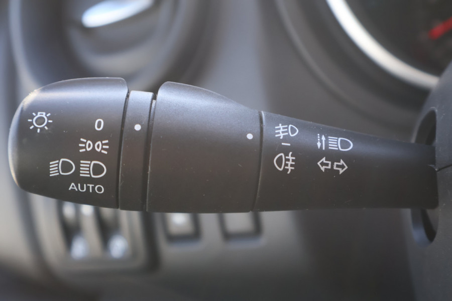 Renault Trafic 2.0 dCi 120pk L2 H1 Airco Navigatie