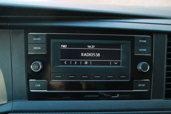 Volkswagen Transporter 2.0 TDI L1H1 / Imperiaal / Trekhaak / Sidebars / 3 zits