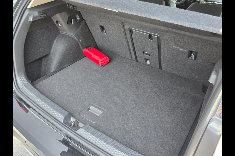 Volkswagen Golf 8.5 1.5 eTSI 150pk Goal Edition Trekhaak | Stoelverw. | Navi | Cruise | Carplay