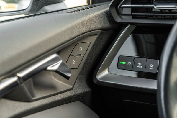 Audi A3 Sportback Business Edition 110 PK Aut. Pano Bang en Olufsen Black Optic Trekhaak 17''