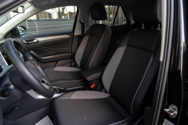 Volkswagen T-Roc 1.5 TSI Goal Edition PDC|Stoelverwarming|Carplay|Dodehoeksensor|ACC|LMV