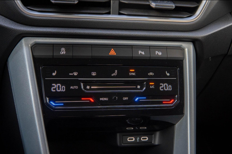 Volkswagen T-Roc 1.5 TSI Goal Edition PDC|Stoelverwarming|Carplay|Dodehoeksensor|ACC|LMV