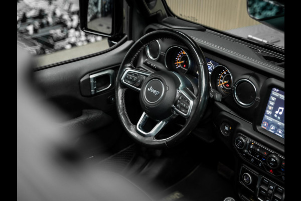 Jeep Wrangler 2.2D Sahara | Grijs Kenteken | Stoel en stuurverwarming | Custom Corse Edition |  Trekhaak | Alpine Sound |