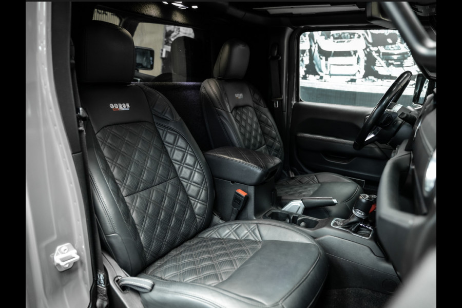 Jeep Wrangler 2.2D Sahara | Grijs Kenteken | Stoel en stuurverwarming | Custom Corse Edition |  Trekhaak | Alpine Sound |