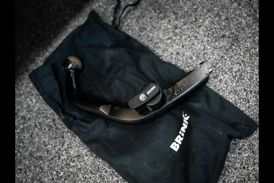 Jeep Wrangler 2.2D Sahara | Grijs Kenteken | Stoel en stuurverwarming | Custom Corse Edition |  Trekhaak | Alpine Sound |