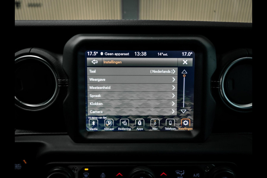 Jeep Wrangler 2.2D Sahara | Grijs Kenteken | Stoel en stuurverwarming | Custom Corse Edition |  Trekhaak | Alpine Sound |