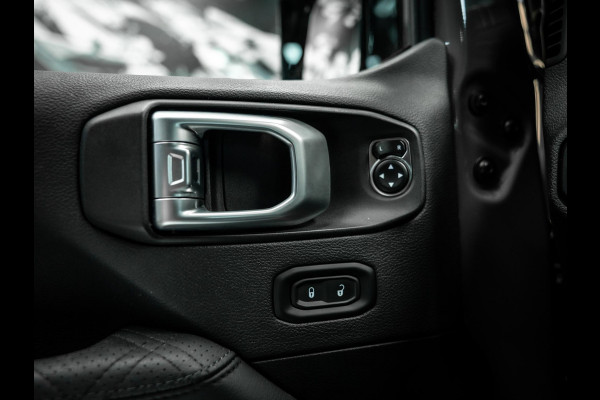 Jeep Wrangler 2.2D Sahara | Grijs Kenteken | Stoel en stuurverwarming | Custom Corse Edition |  Trekhaak | Alpine Sound |