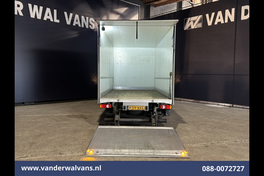 Peugeot Boxer 2.2 BlueHDi 141pk Bakwagen Laadklep Euro6 Airco | Camera | 1085kg laadvermogen Bijrijdersbank