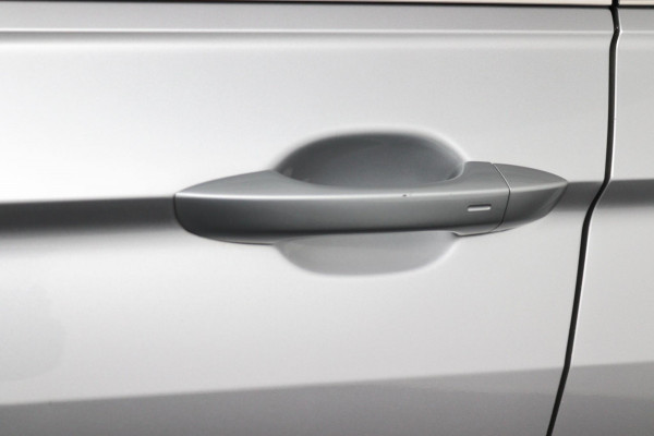 Volkswagen Tiguan Allspace 1.5 TSI R-LINE*AUTOM*PANO*NAVI*HAAK*CAM*CARPLAY