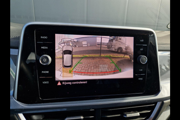 Volkswagen T-Roc 1.5 TSI DSG /Virtual /ACC /IQ Drive /IQ Light /Keyless