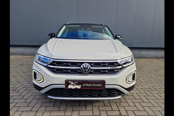 Volkswagen T-Roc 1.5 TSI DSG /Virtual /ACC /IQ Drive /IQ Light /Keyless