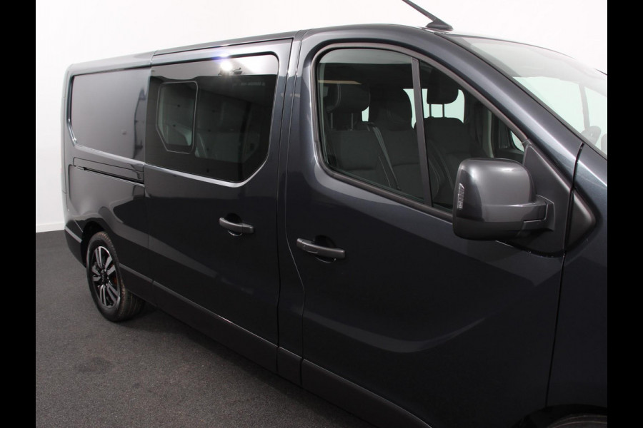 Renault Trafic 2.0 Blue dC1 150PK T29 L2H1 Extra Dubbele Cabine Navigatie Airco Lichtmetalen velgen Betimmering Trekhaak Camera Parkeer sensoren Dab