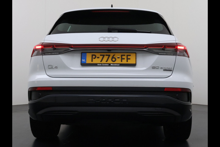 Audi Q4 e-tron 50 Quattro 300pk BOMVOL 82kWh SOH 95% Leer Warmtepomp SONOS®-Hifi Navi Camera Adap.Cruise Elek.Stoelen+Memory+Verwarming Apple C Launch Ed. Advanced Plus DAB Matrix LED Lmv  € 76.000 nieuw 1e Eigenaar Origineel Nederlandse Auto Dealeronderhouden