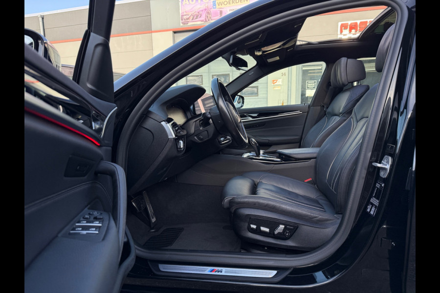 BMW 5 Serie Touring 530i HYBRID 2021 HIGH-EXE M-EDITION PANO LEDER NAP LUXE