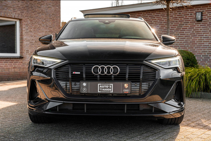 Audi e-tron 50 Quattro Launch Black Edition S-Line Adaptive Pano Luchtvering 22''