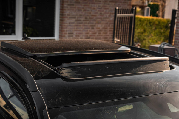 Audi e-tron 50 Quattro Launch Black Edition S-Line Adaptive Pano Luchtvering 22''