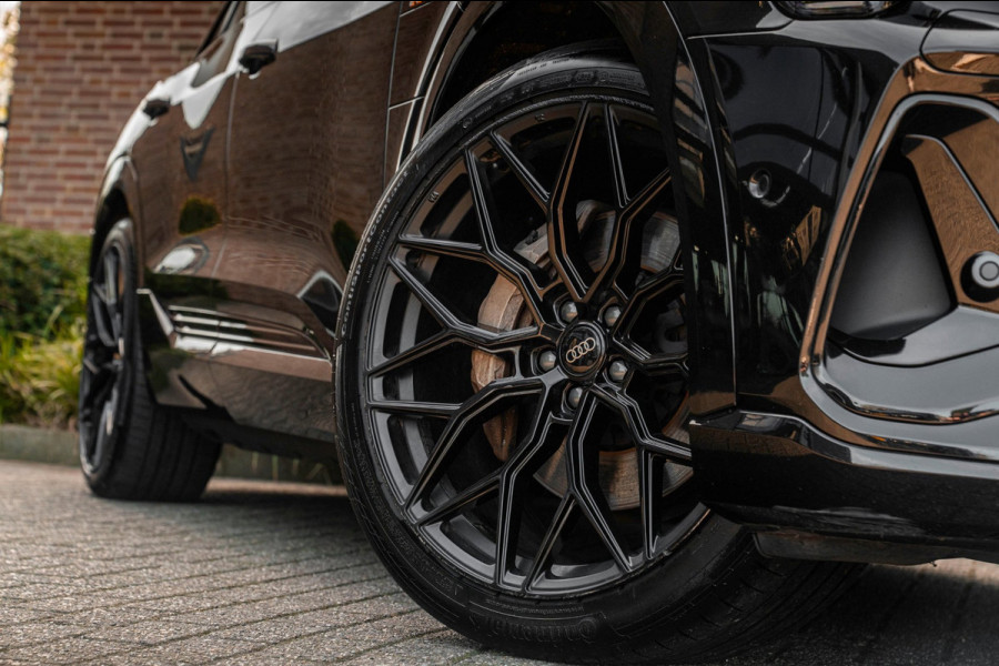 Audi e-tron 50 Quattro Launch Black Edition S-Line Adaptive Pano Luchtvering 22''