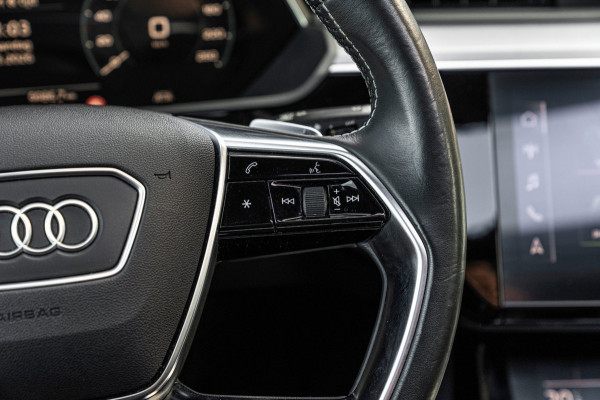 Audi e-tron 50 Quattro Launch Black Edition S-Line Adaptive Pano Luchtvering 22''
