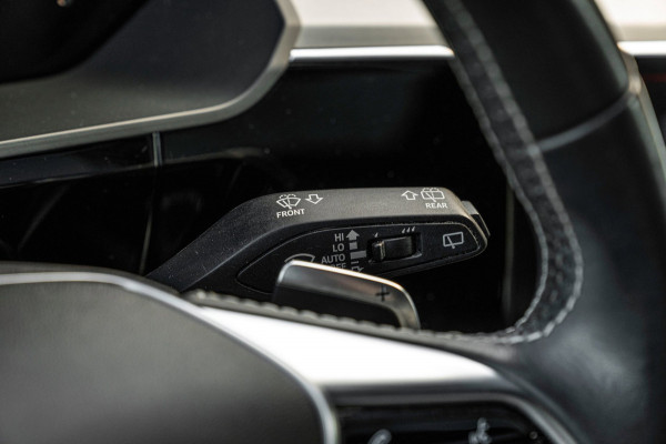 Audi e-tron 50 Quattro Launch Black Edition S-Line Adaptive Pano Luchtvering 22''