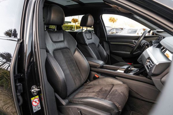 Audi e-tron 50 Quattro Launch Black Edition S-Line Adaptive Pano Luchtvering 22''