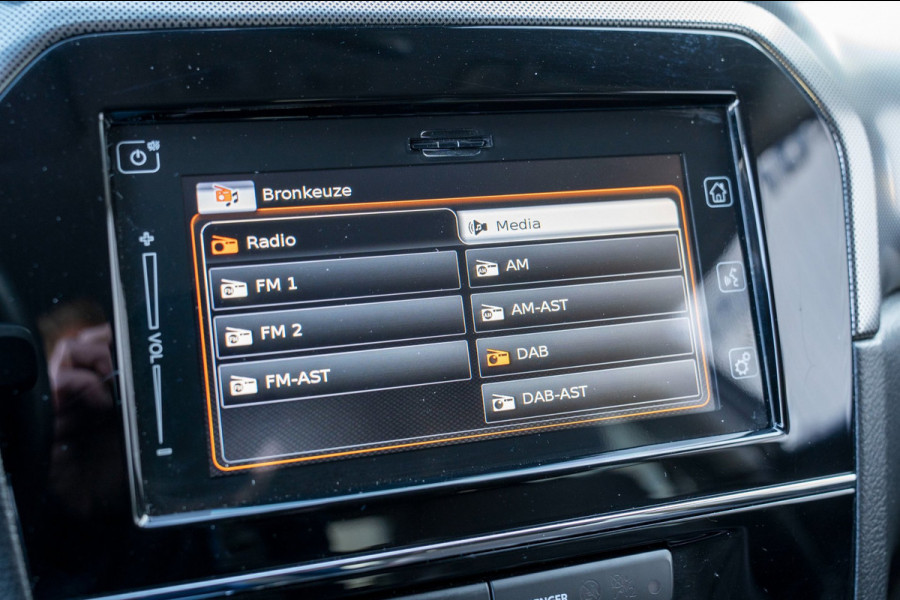 Suzuki Vitara 1.4 Boosterjet Style Smart Hybrid|Prijs rijklaar incl 12 mnd garantie|Navi Camera Afn Trekhaak