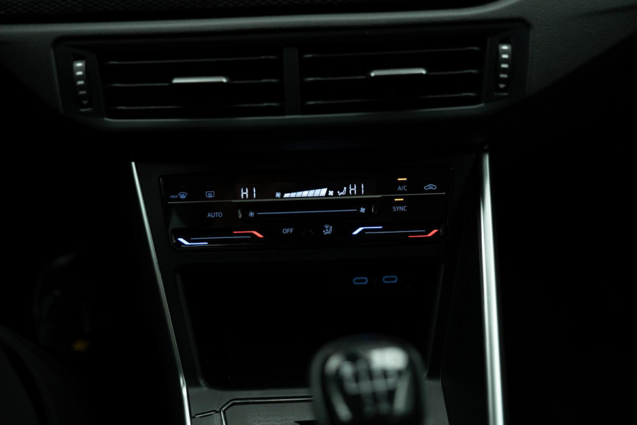 Volkswagen Polo 1.0 TSI Style |Camera|Carplay|