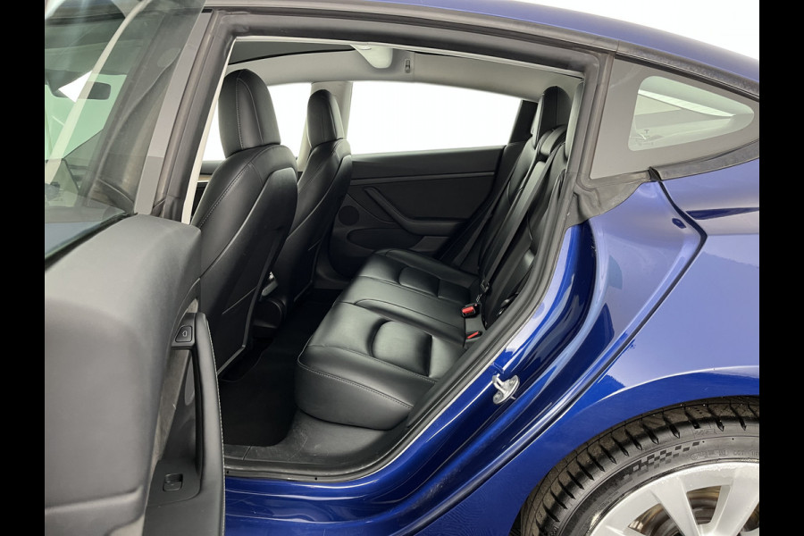 Tesla Model 3 Standard RWD Plus 60 kWh [ 3-Fase-11kW ] {SOH-92%} (INCL-BTW) Aut. *PANO | AUTOPILOT | LEATHER | KEYLESS | FULL-LED | MEMORY-PACK | TOPVIEW | DAB | CARPLAY | DIGI-COCKPIT | LANE-ASSIST | COMFORTSEATS | 19"ALU*