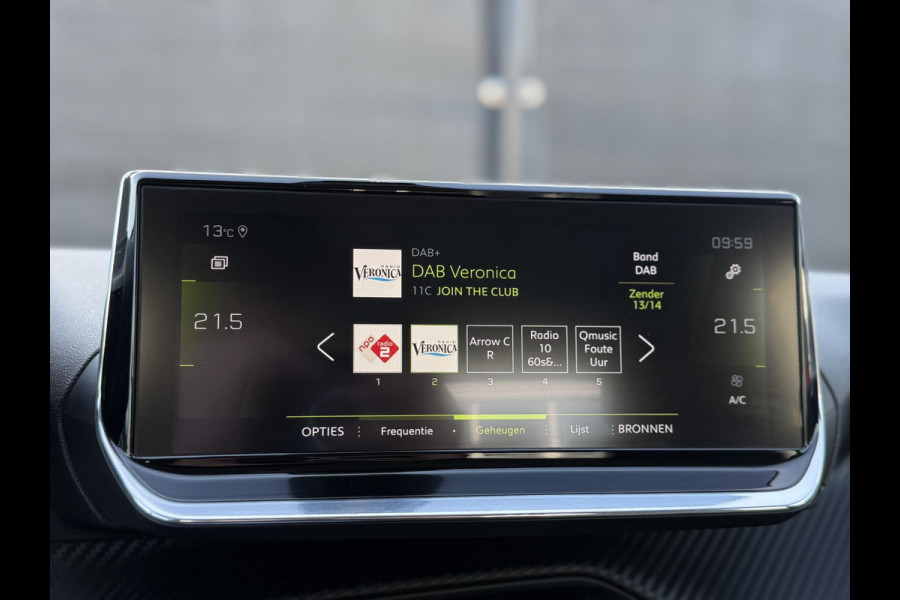 Peugeot 208 1.2 PureTech Allure 2e Eigenaar|Adap-cruise|Clima|Camera|Trekhaak|Carplay|PDC V+A|N.A.P|APK tot 07-2026