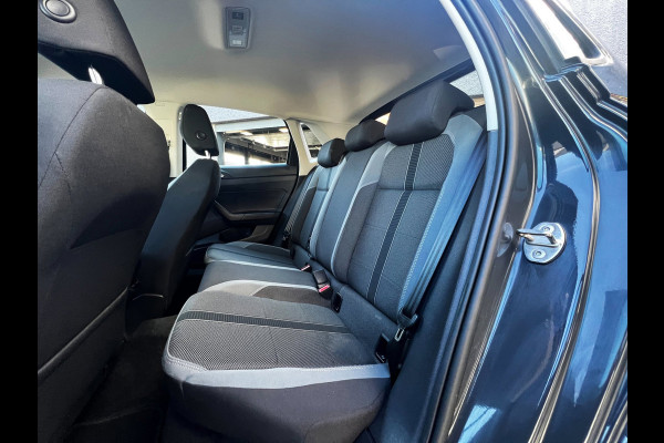 Volkswagen Polo 1.0 TSI Comfortline Business carplay_18''LMV_Cruise_Led