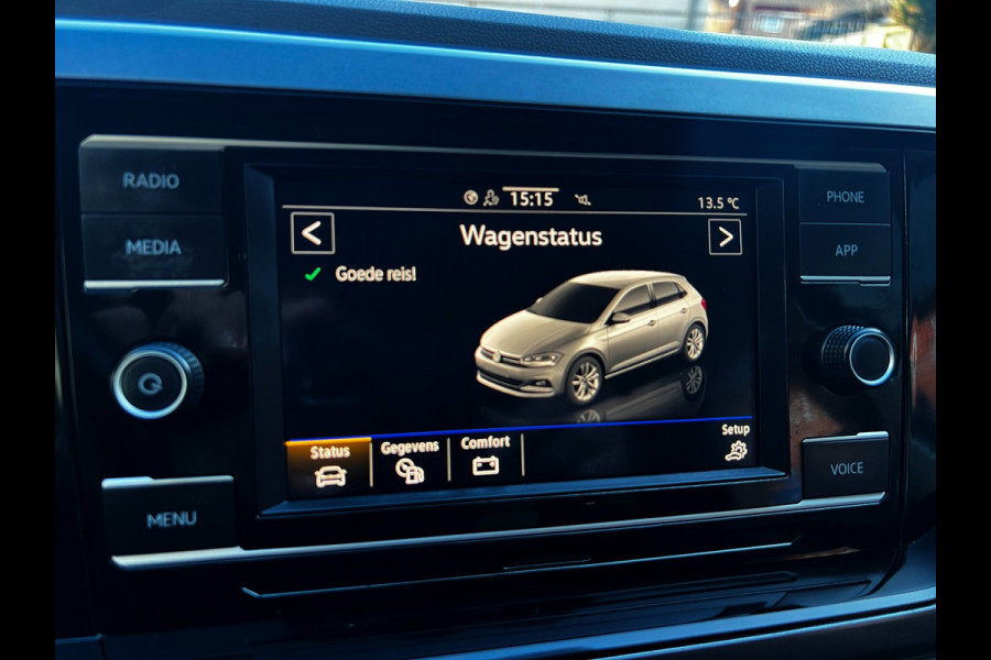 Volkswagen Polo 1.0 TSI Comfortline Business carplay_18''LMV_Cruise_Led