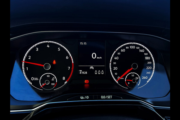 Volkswagen Polo 1.0 TSI Comfortline Business carplay_18''LMV_Cruise_Led