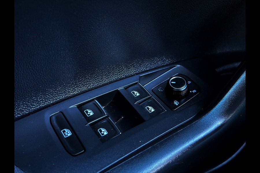 Volkswagen Polo 1.0 TSI Comfortline Business carplay_18''LMV_Cruise_Led