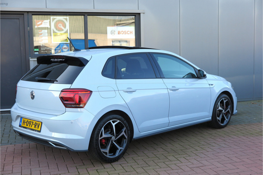 Volkswagen Polo 1.5 TSI 150pk DSG 3x R-line Highline Led , Panorama schuifdak, Virtual cockpit , Stoelverwarming , PDC, DAB+, Carplay, Achteruitrijcamera , LMV , etc.   (nieuwe APK)