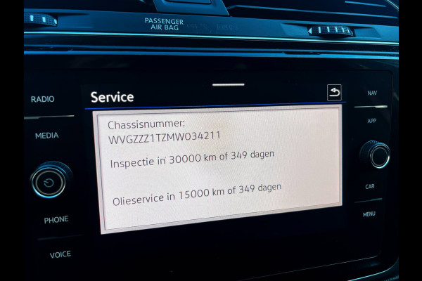 Volkswagen Touran 1.5 TSI Highline 7p Carplay__Clima_17''LMV