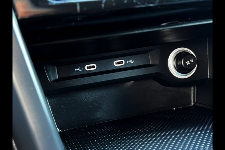 Volkswagen Touran 1.5 TSI Highline 7p Carplay__Clima_17''LMV