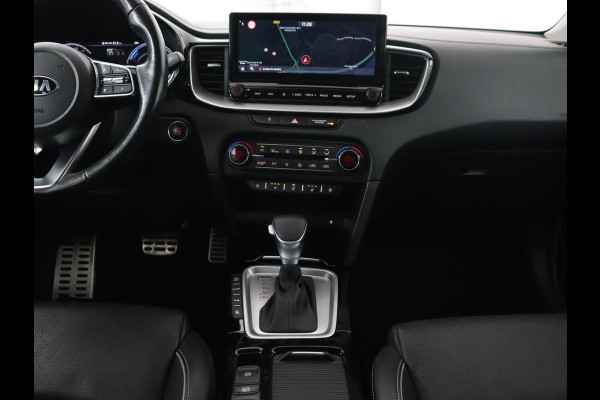 Kia Xceed 1.6 GDi PHEV ExecutiveLine | Stoelventilatie | Leder | Adaptive cruise | Camera | Memory | Achterbankverwarming | Full LED | Keyless | Stuurverwarming | Navigatie | Plug In