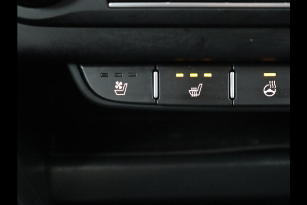 Kia Xceed 1.6 GDi PHEV ExecutiveLine | Stoelventilatie | Leder | Adaptive cruise | Camera | Memory | Achterbankverwarming | Full LED | Keyless | Stuurverwarming | Navigatie | Plug In