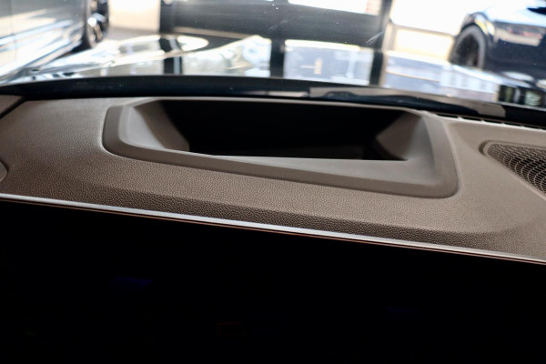 BMW 3-serie 330e LCI FACELIFT M Sport|Pano|Hud|HK|VOL