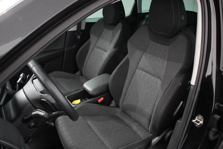 Škoda Karoq 1.5 TSI DSG Style Celebration | Navigatie | Adaptive Cruise Control | Lane/Side Assist | 18 Inch Lichtmetalen Velgen |