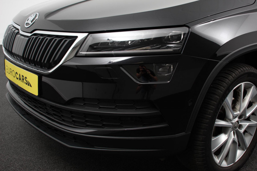 Škoda Karoq 1.5 TSI DSG Style Celebration | Navigatie | Adaptive Cruise Control | Lane/Side Assist | 18 Inch Lichtmetalen Velgen |