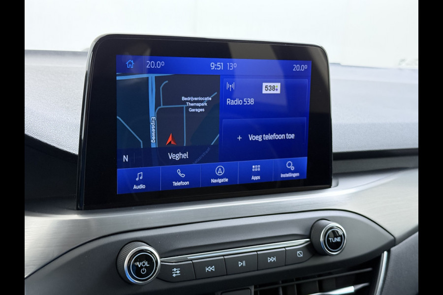 Ford FOCUS Wagon 1.0T 126PK Trekhaak Navi Dual-Ecc Apple Carplay Android Auto Stoel+Voorruitverwarming Cruise Control Pdc Titanium Business Lmv Led Privacy Glas Lane Assist TCS Keyless Licht-/Regensensor 1e Eigenaar Origineel Nederlandse Auto Dealeronderhouden