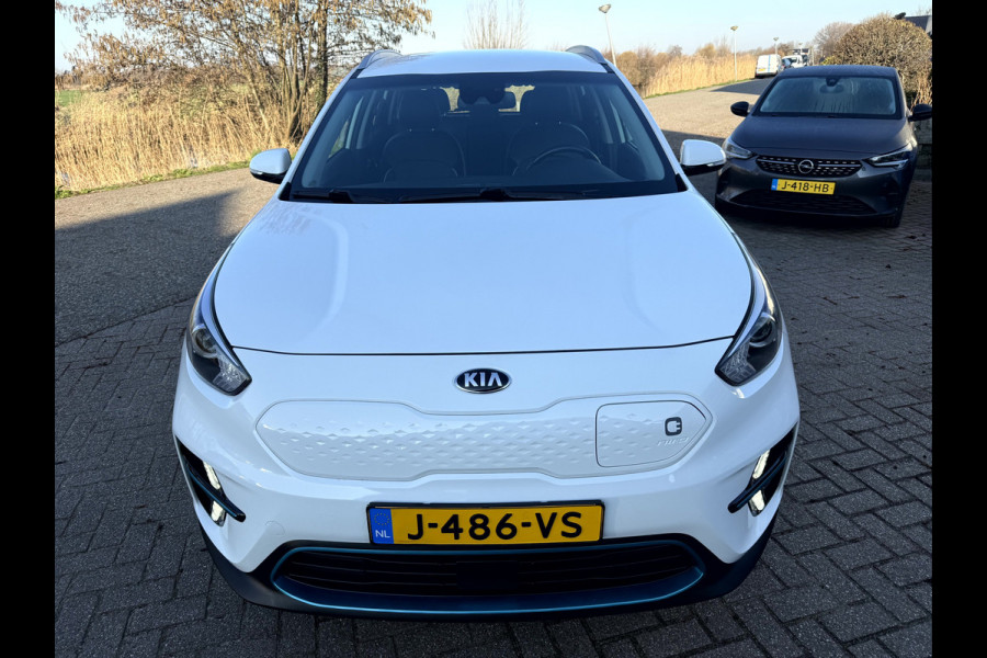 Kia e-Niro DynamicLine 64 kWh 3-Fase, Navi, Camera, Carplay, DAB
