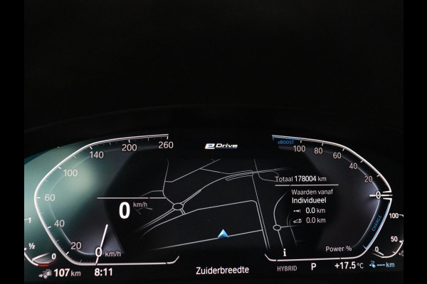 BMW 5 Serie 530e Executive | Leder | Trekhaak | Stoelverwarming | Live Cockpit | Carplay | Achterbankverwarming | Navigatie | Parkeerhulp |