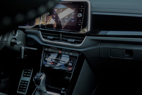 Volkswagen T-Roc 1.0 TSI R-Line Business | CAMERA | STOELVERWARMING | EERSTE EIGENAAR | ACC