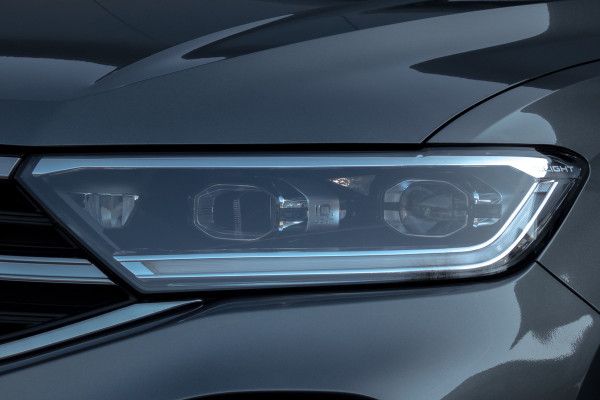 Volkswagen T-Roc 1.0 TSI R-Line Business | CAMERA | STOELVERWARMING | EERSTE EIGENAAR | ACC