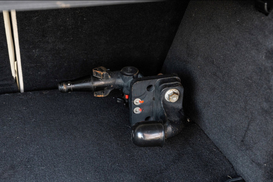 Land Rover Range Rover Sport 2.0 P400e HSE Dynamic 404 PK Luchtvering Pano Keyless Trekhaak Meridian 360 Camera 22''