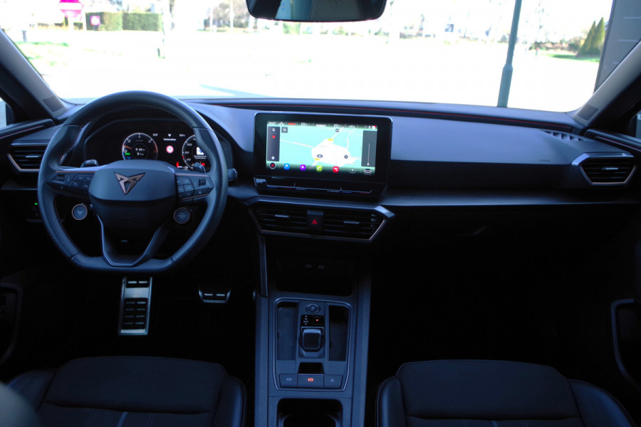 CUPRA Leon 1.4 e-Hybrid VZ 245 PK Adrenaline PHEV, Stuur-Startknop, WInterpakket, Camera, Carplay, 19" LM