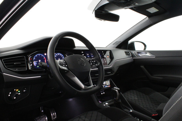 Volkswagen Taigo 1.0 TSI R-Line > 116pk/DSG/Black style pakket/Smoky Gray Metallic...