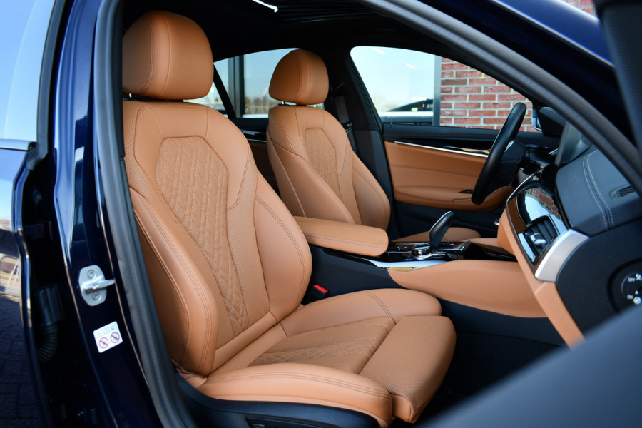 BMW 5 Serie 545e xDrive M-Sport Pano ACC HUD 20inch 360 Laser HiFi Adp-demping